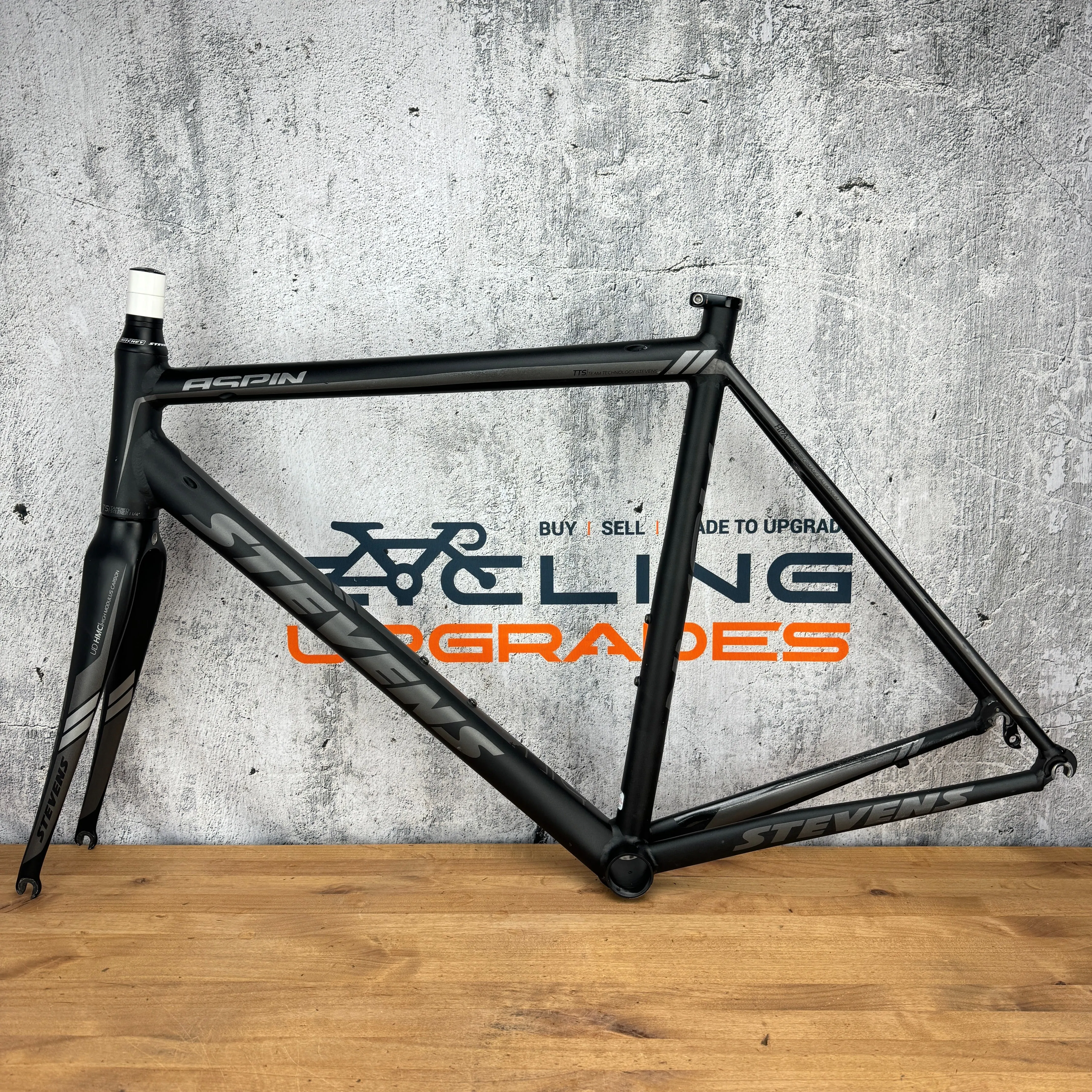 2014 Stevens Aspin CT 56cm Rim Brake Black Alloy Road Bike Frameset 700c