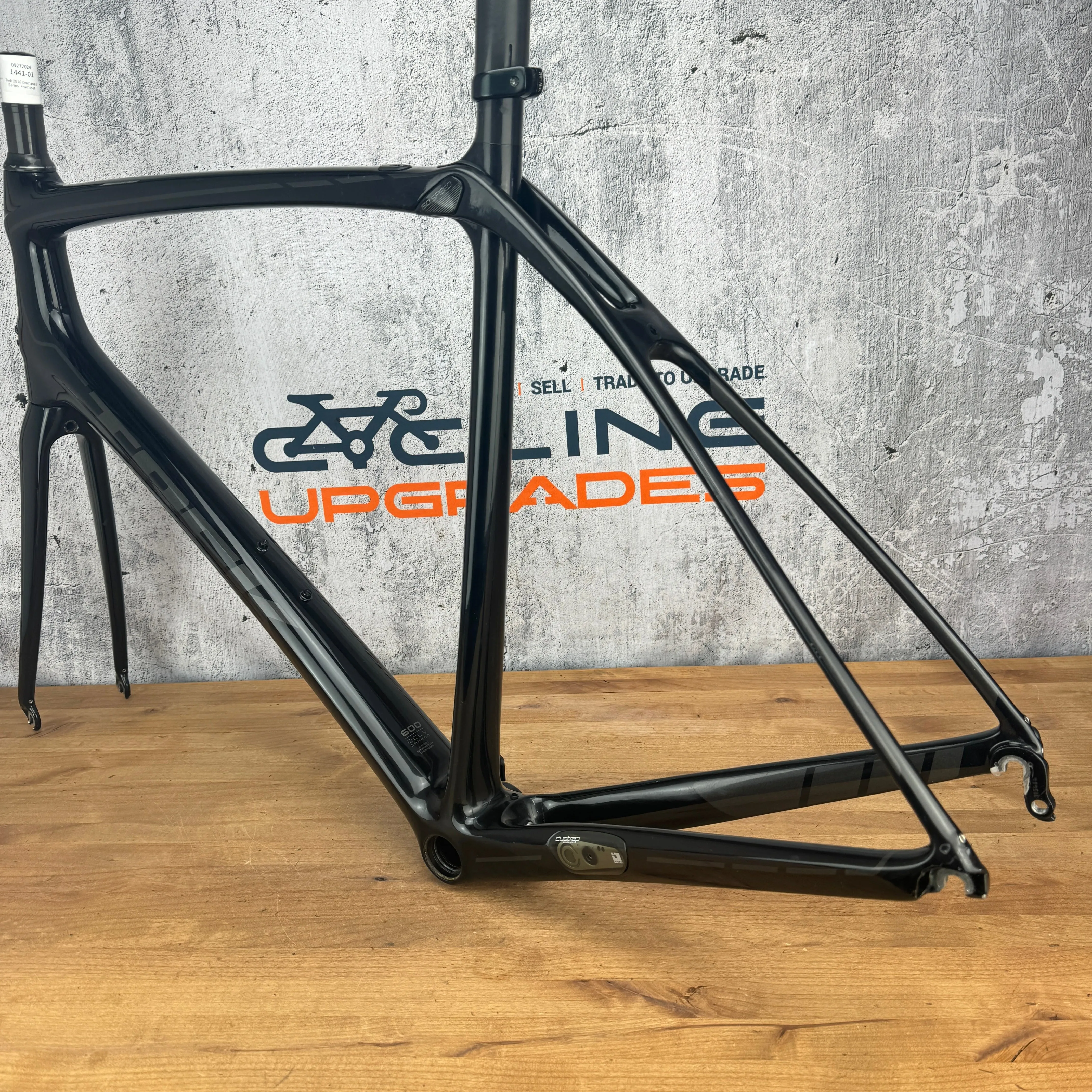 2016 Trek Domane 6 Series 60cm Rim Brake Carbon Frameset 700c 1915g