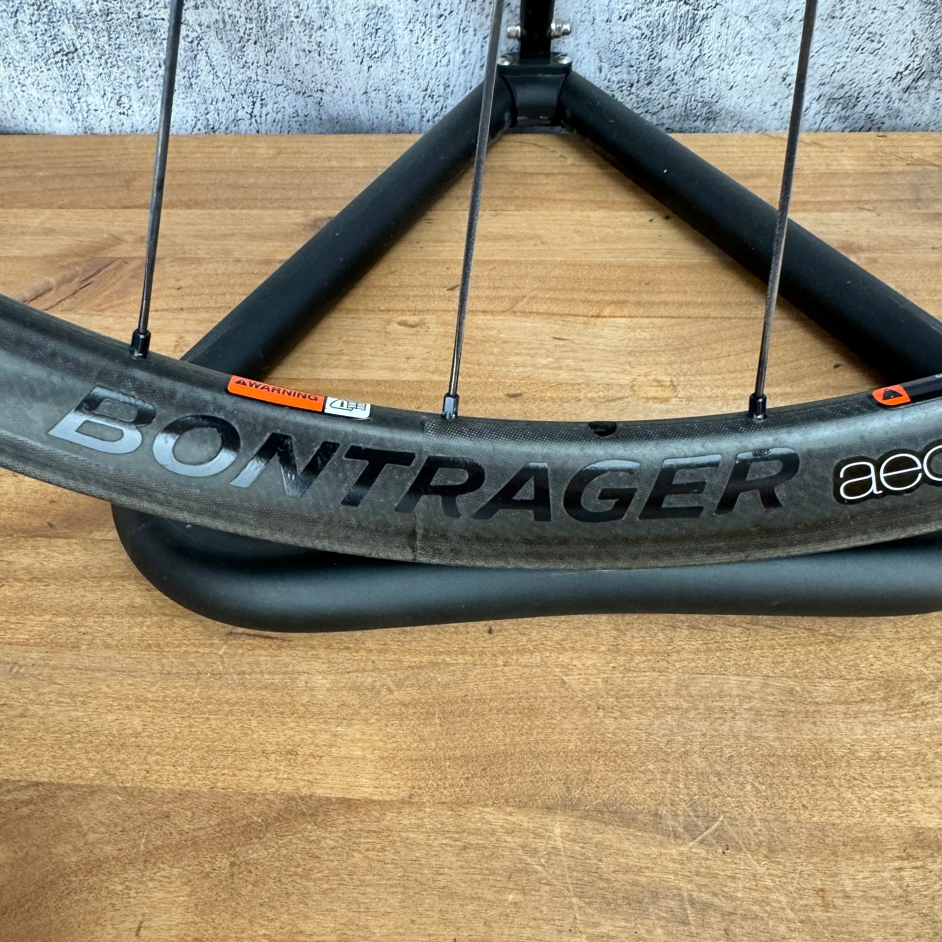 Bontrager Aeolus 3 TLR Carbon Tubeless Road Bike Wheelset 700c 1388g