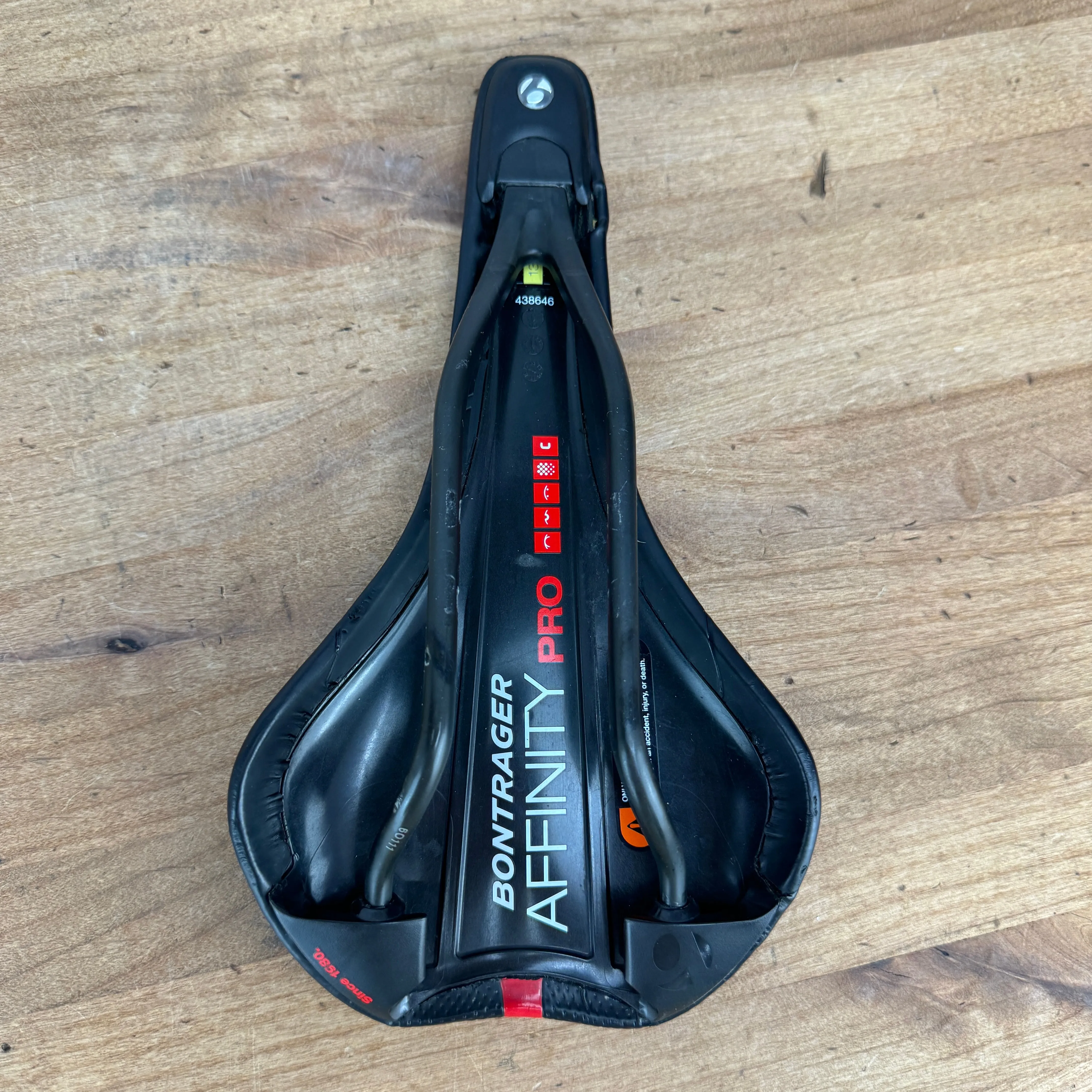 Bontrager Affinity Pro 140mm 7x10mm Carbon Rails Bike Saddle 169g