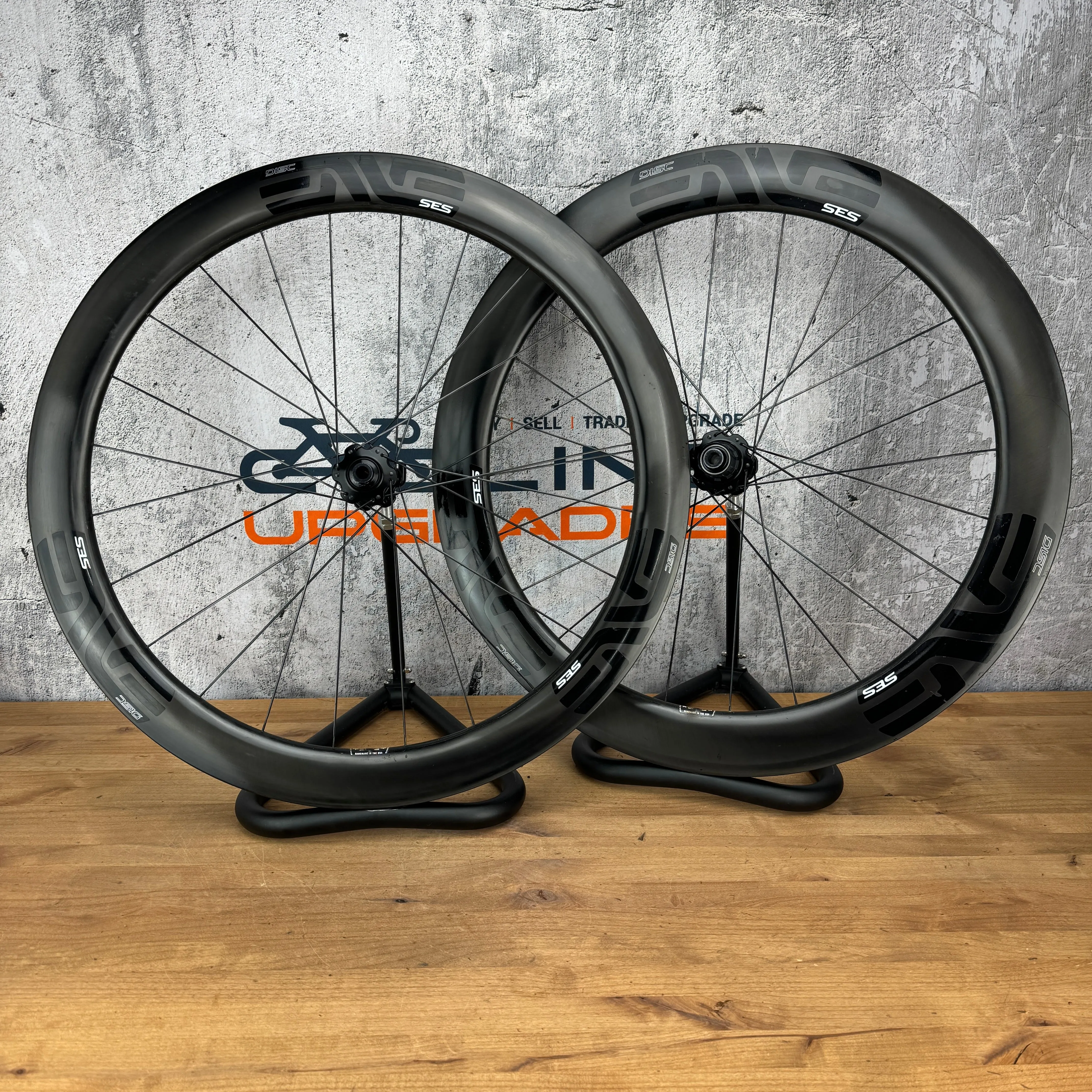 Enve SES 5.6 Carbon Tubeless Disc Brake Wheelset 700c Alloy Hubs 1573g