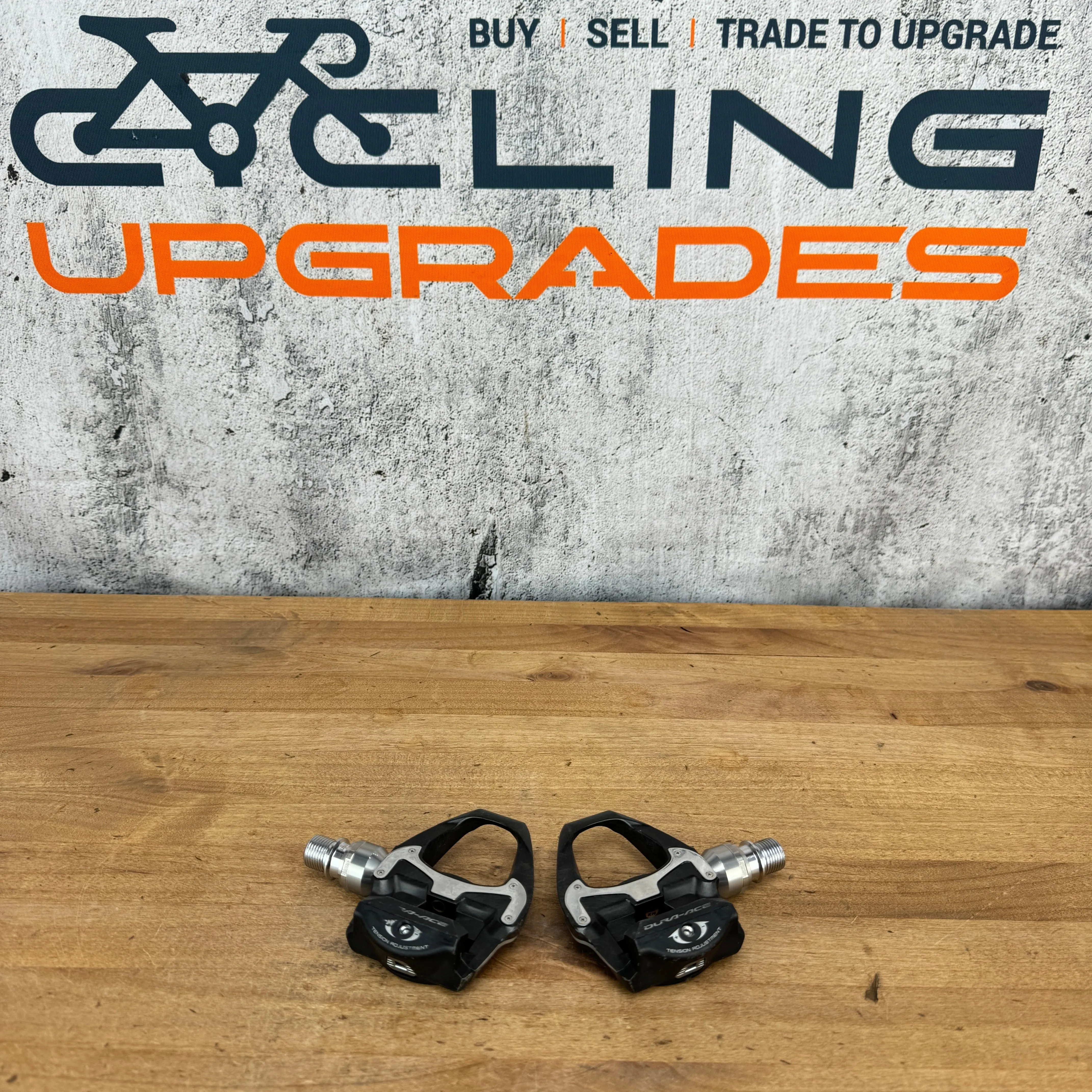 Light Use! Shimano Dura-Ace PD-9000 Carbon  4mm Clipless Pedals No Cleats 258g