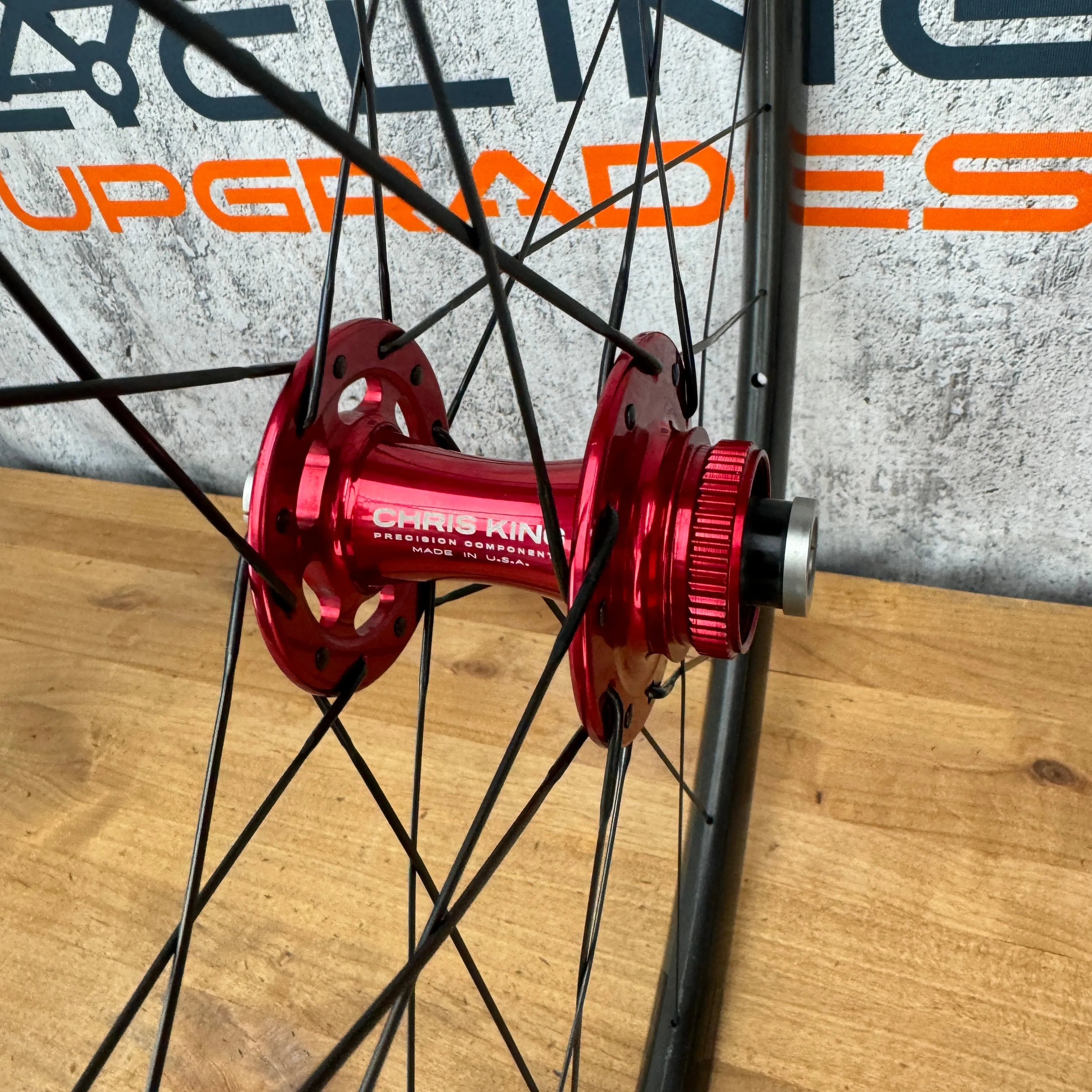 Low Mile! Enve SES 2.3 Hookless Tubeless Carbon Red Chris King R45 Wheelset 700c