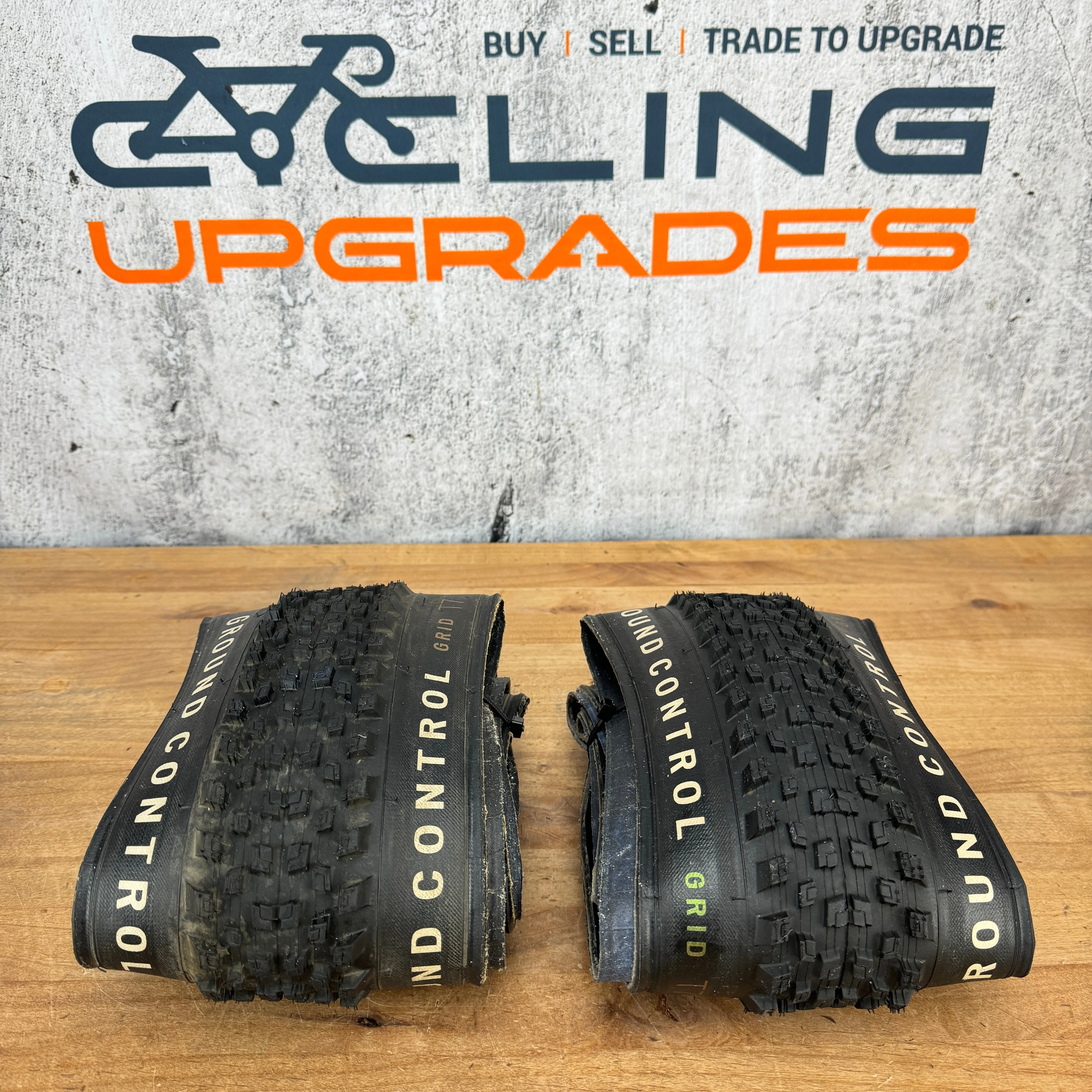 Low Mile! Pair Specialized Ground Control Grid T7 29x2.35" Mountain Bike Tires