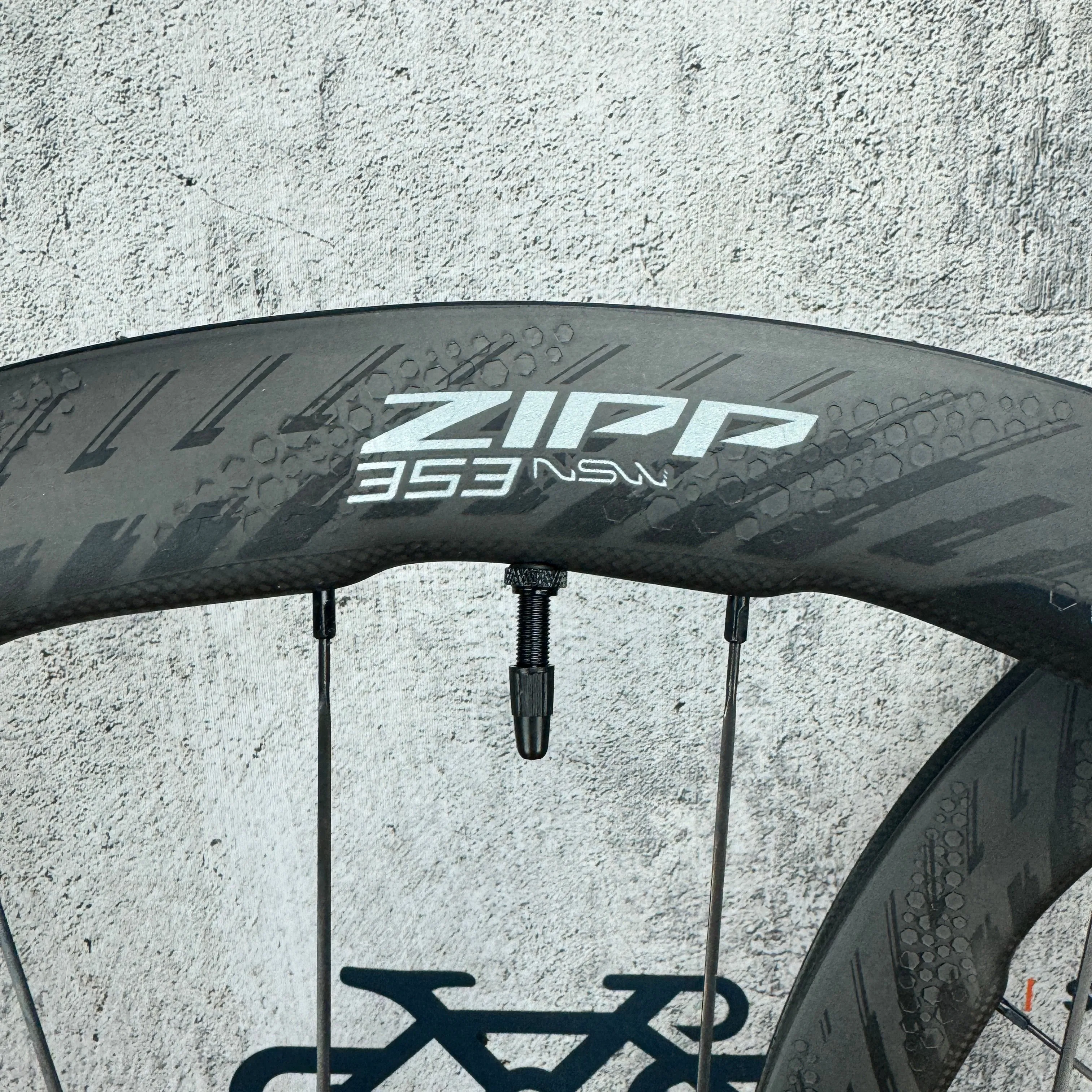 New! Zipp 353 NSW Carbon Tubeless Hookless Disc Brake Wheelset 700c 1300g